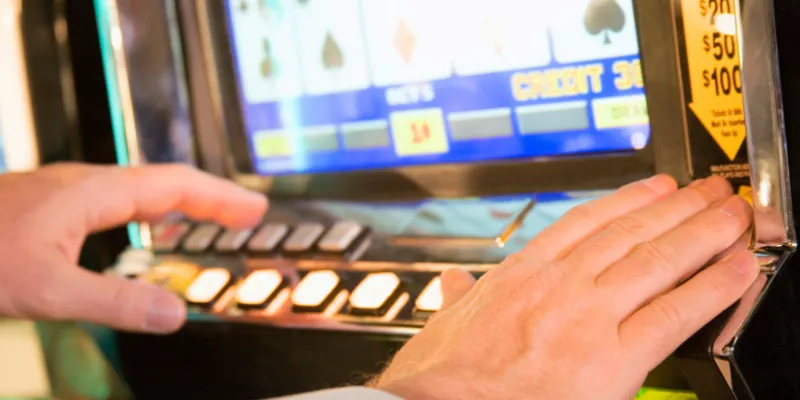 Tại sao video poker đổi thưởng hấp dẫn